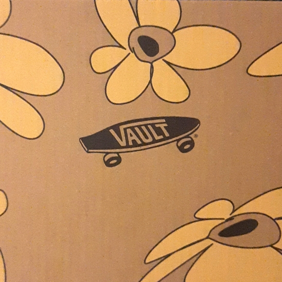 Vault by Vans X PAM Heliotrope OG Authentic *NWT* - Picture 13 of 13